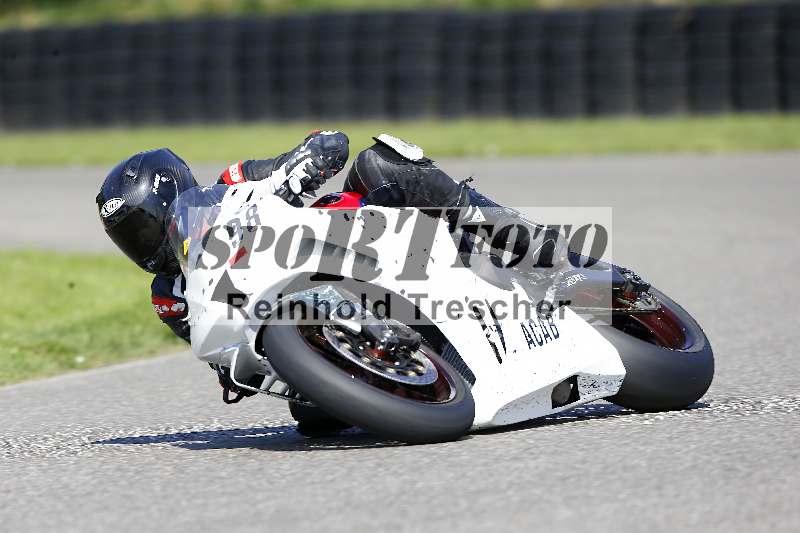 /44 09.08.2025 Plüss Moto Sport ADR/Freies Fahren/98